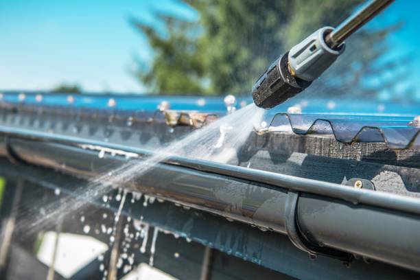 Best Roof Power Washing Services  in Waynesburg, PA